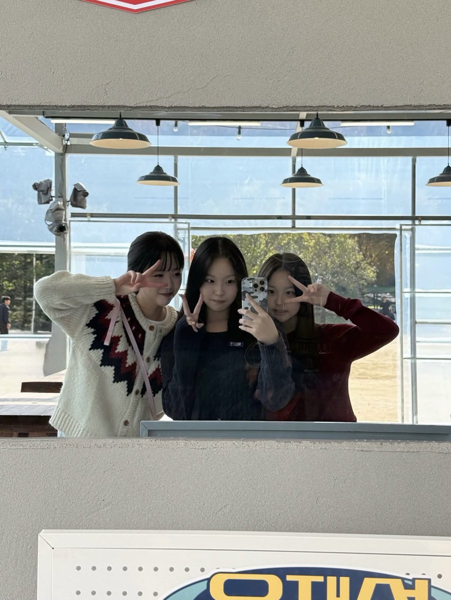 덕둥 tweet media
