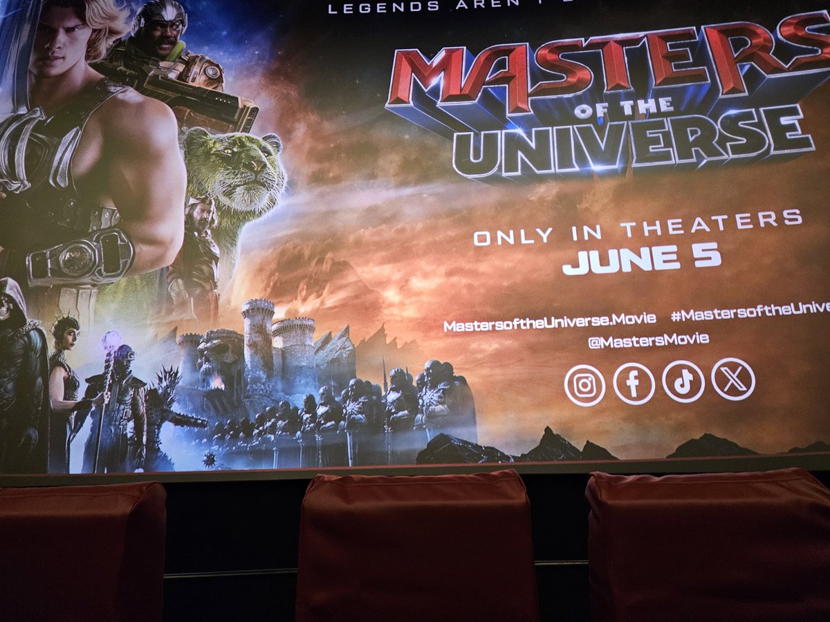 TheMirroredOne's tweet photo. @DANIELPEMBERTON Definitely one of the biggest highlights of the film for me. Eternia has been on loop since it dropped and hearing it during the early screening was an absolute delight https://t.co/gsAoricxOW