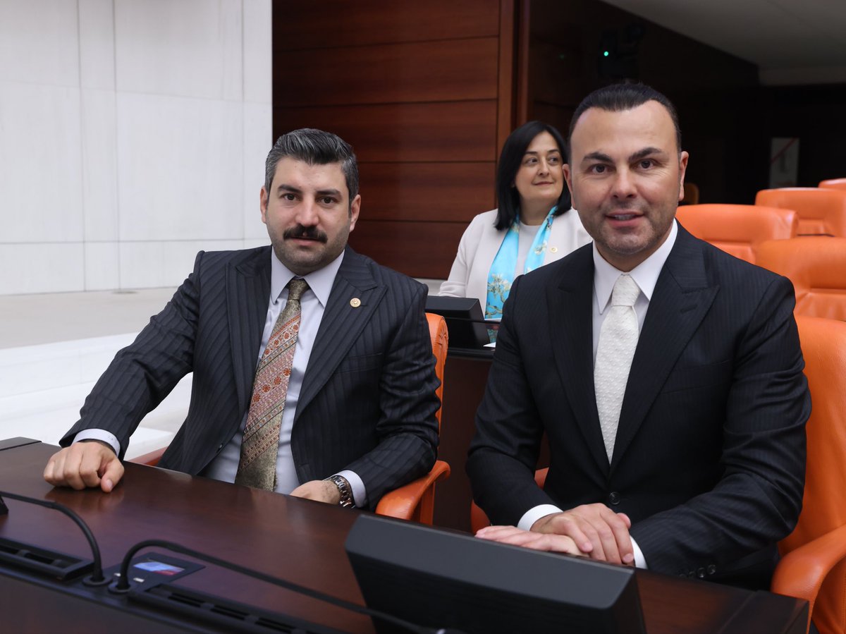 ibrahimeyyupogl's tweet photo. 📍 #TBMM

Gazi Meclisimizde genel kurul çalışmalarımızı sürdürüyoruz. 

@Seyithanizsiz https://t.co/P39Bnrdrhr