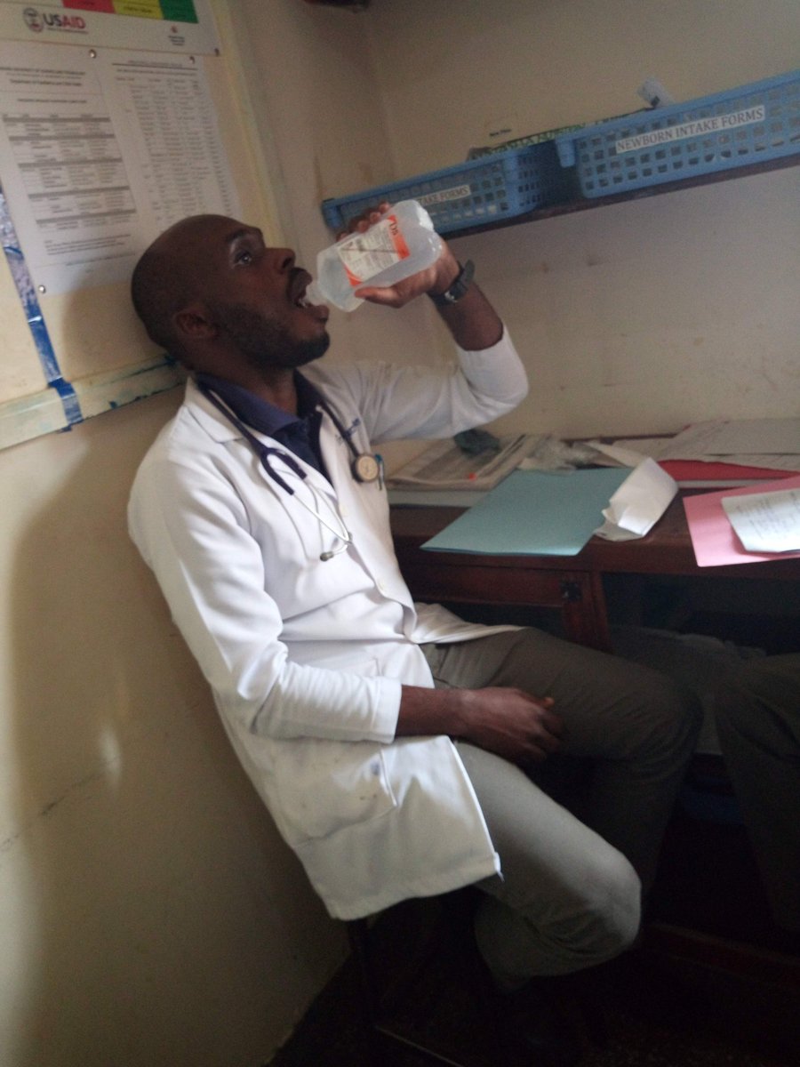 KagaheJamadah's tweet photo. To the people of Uganda,

Medical interns are the backbone of our hospitals, working long hours to care for patients and save lives. Yet many continue to serve without receiving the support and timely payments they deserve.

We ask for your voice, your solidarity, and your support in calling for justice for medical interns. 

When interns are supported, patients receive better care and our healthcare system becomes stronger.

#PayAllMedicalInterns 
#SaveLives