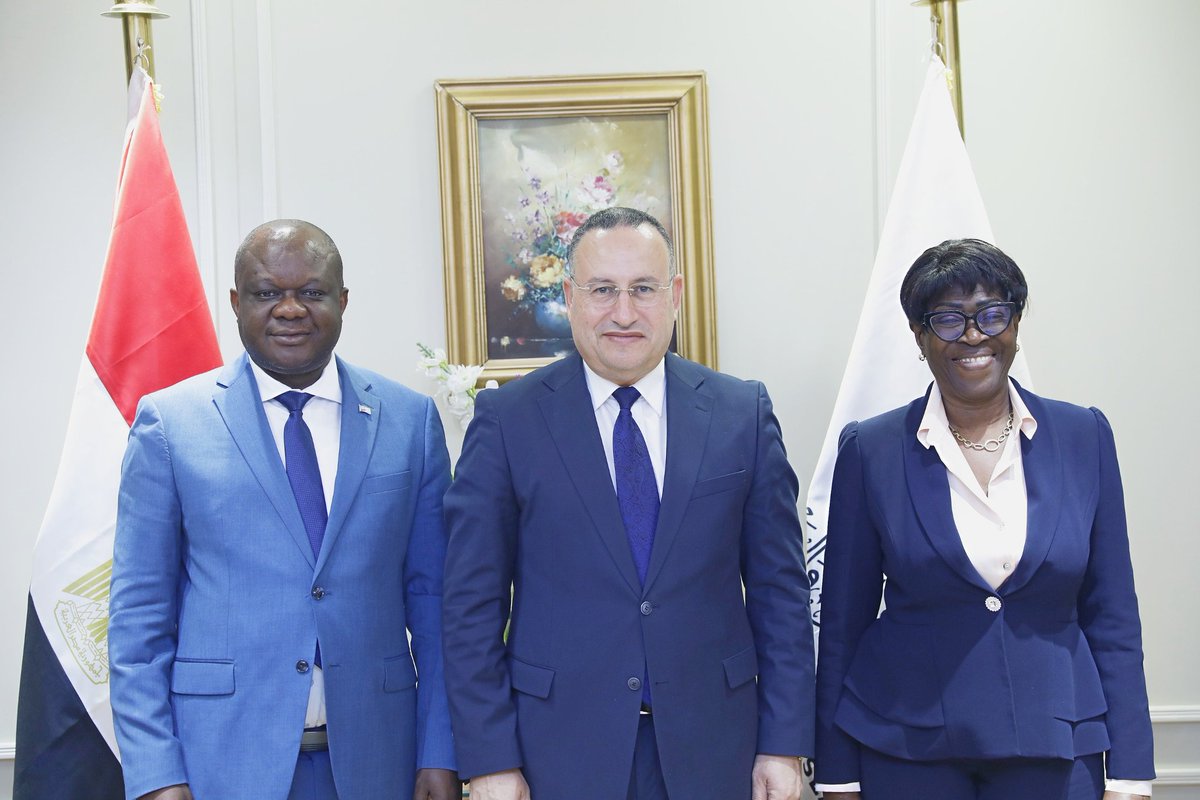 CrispinMbadu's tweet photo. Le Caire, ce mercredi 03 juin 2026|
Échanges fructueux au Caire avec le Prof. Dr. Abdelaziz. Konzowa, Ministre de l'Enseignement Supérieur et Recherche Scientifique, Madame Fatma El-Zahraa Etman, Ambassadrice et représentante personnelle (Sherpa) du Président Egyptien auprès de @OIFrancophonie ainsi que de Monsieur Enji El-Samanoudi, Ministre Plénipotentiaire aux affaires étrangères, chargé de la Francophonie. 
Accompagné de Mme Juliana Amato Lumumba, j'ai remis un message officiel de SEM le Président Félix-Antoine TSHISEKEDI TSHILOMBO destiné à son homologue égyptien, SEM Abdel Fattah al-Sissi. Nous avons sollicité le soutien de la République d'Égypte à la candidature de Madame @JulianaLumb au poste de Secrétaire Générale de  @OIFrancophonie. 
L'Égypte, membre de plein droit, possède une légitimité historique majeure dans notre famille francophone, ayant notamment donné à l'Organisation son tout premier Secrétaire général, Boutros Boutros-Ghali. Nous avons salué le rôle clé de l'Université Senghor, institution d'excellence établie en Égypte et l'une des agences de la Francophonie qui forme l'élite africaine et bâtit un pont essentiel entre l'Afrique et l'Europe. Une convergence de vues pour une Francophonie scientifique, forte, réformée, efficace et qui répond véritablement aux attentes des peuples francophones. 
@SuminwaJudith
@PrimatureRDC @kayikwambaT 
@RDCongoMAE 
@Presidence_RDC