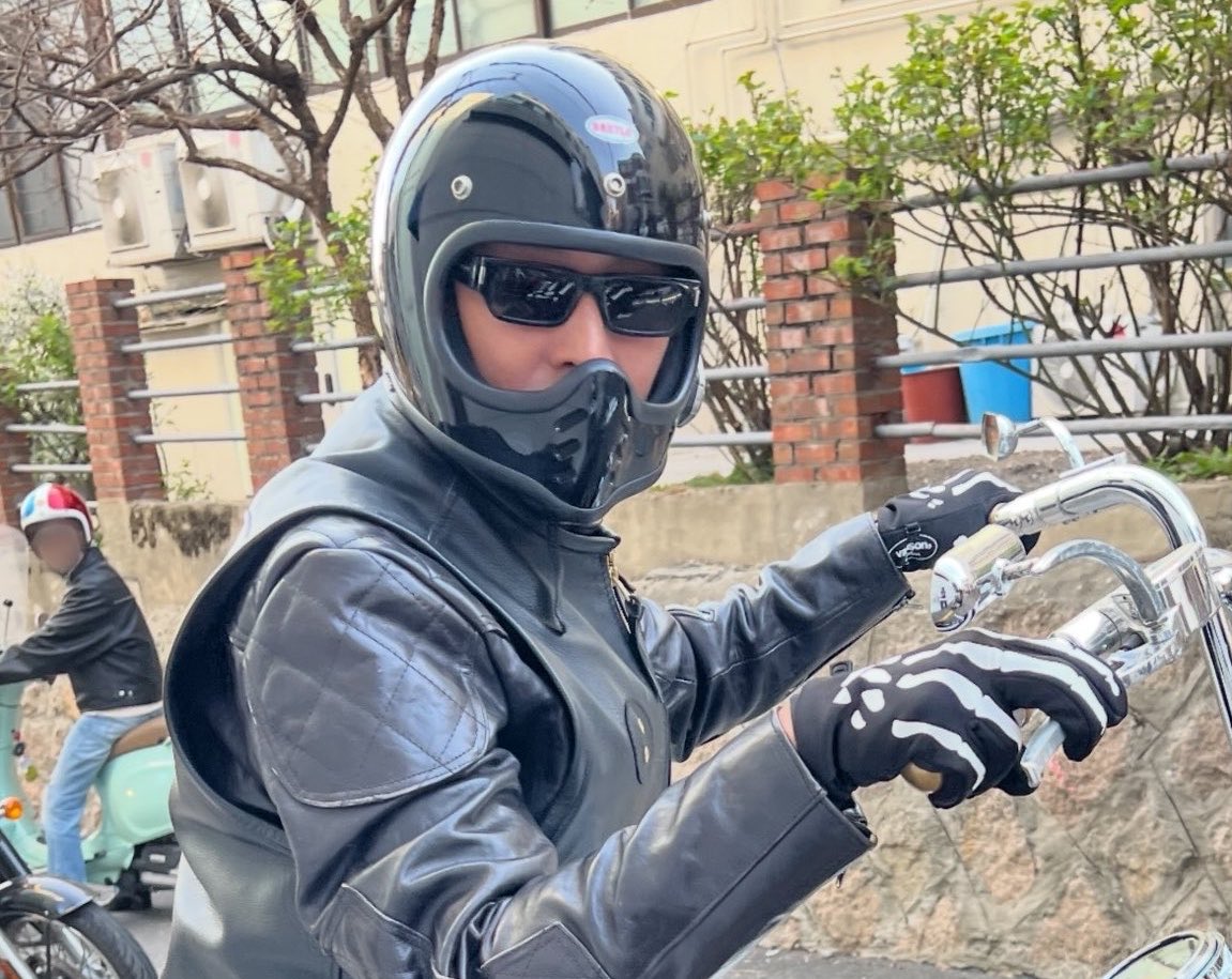biskuitlemon's tweet photo. Gapapa aku naik motor aja, asal sama Ju ⭐️ https://t.co/iFYmOliim5