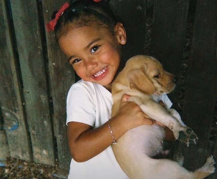 alinevioletta's tweet photo. O antes de depois mais fofo 🩷😍🐶 https://t.co/7s3JIBR9mT
