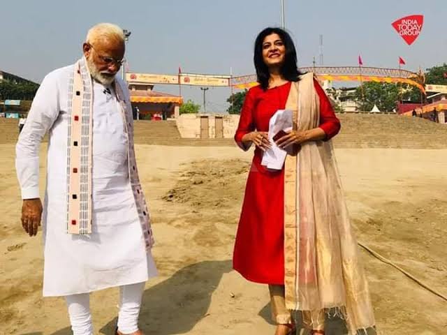 SunilPtp's tweet photo. मोदी के मन की बात:  जलजीरा पीजिये दिमाग ठंडा रहता है आम चुस कर खाइए मजा आता है।

अंजना : टीचर 2 कौड़ी के है।

CJI : बेरोजगार कॉकरोच की तरह हैं।

Teacher &amp; Student : लेखपाल पेपर Leak हुआ ReExam कराइये UPSI का स्कोर कार्ड दीजिए।
सरकार : आवाज उठाने वालों की कोचिंग सीज करो FIR करो। https://t.co/Rzu78A2mpP