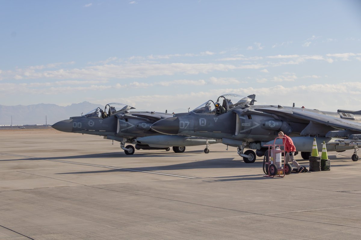KiwaSpotter's tweet photo. Today marks the end of Marine Corps use of the Harrier, the plane that got me interested in plane spotting.

They used to visit KIWA almost every weekend, and without hearing the constant screeching of that Rolls-Royce Pegasus, I wouldn't be involved in this great hobby. https://t.co/6QpVBzyGQI