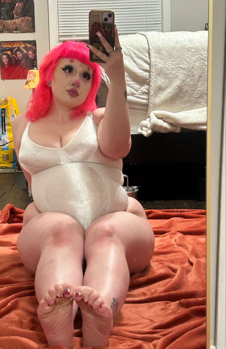 LadyOhBitch666's tweet photo. what has you most triggered 😵‍💫 https://t.co/jB2Bdt9HK1