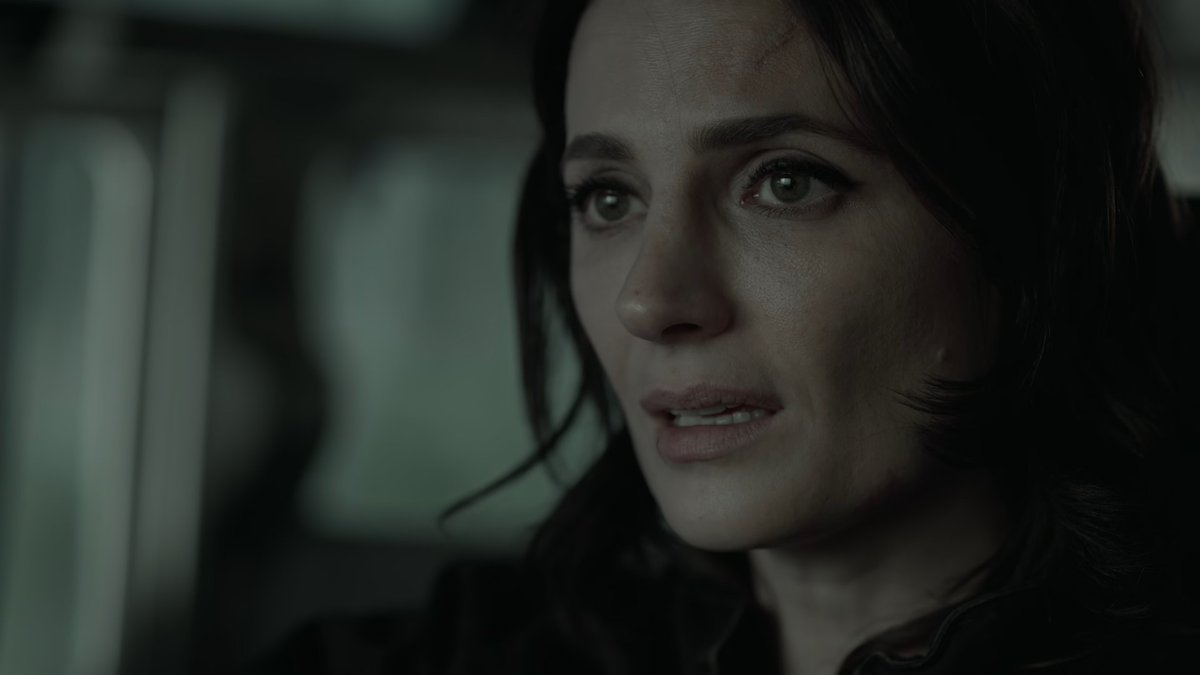 cmcamicas's tweet photo. I know she's crying, but HOW IS SHE THIS BEAUTIFUL AHHHHH HER EYES!!!!! https://t.co/EHQQNTztJg