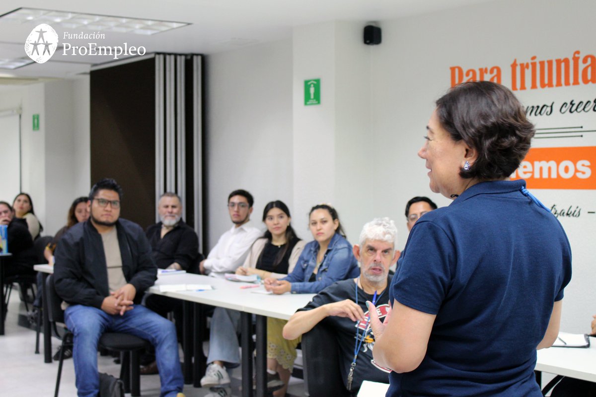 FProempleo's tweet photo. 🚀 Una nueva generación emprendedora ya comenzó su camino en TallerEmprende presencial.

Les compartimos algunas fotografías de esta etapa, donde las y los participantes fortalecen sus ideas y proyectos de negocio. 💡📈

¡Bienvenidas y bienvenidos a su casa ProEmpleo! 💙 https://t.co/la9qnlaL4S