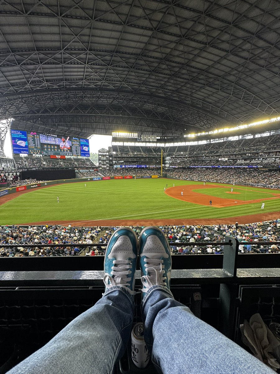 RyanEversley's tweet photo. 🔱 Up! @Mariners https://t.co/plLaWEhwtt