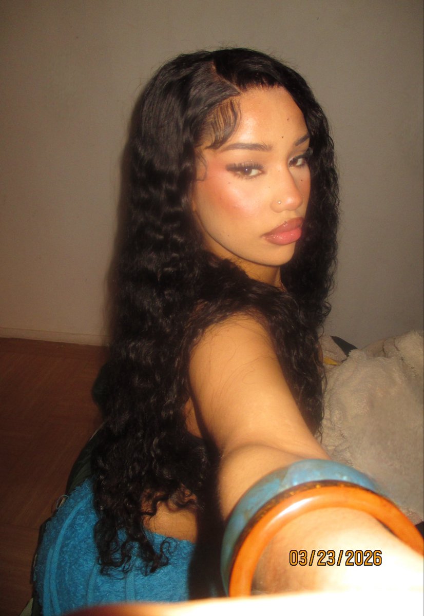 venusensei's tweet photo. obsessed w this camera https://t.co/WrnRgaEOH6
