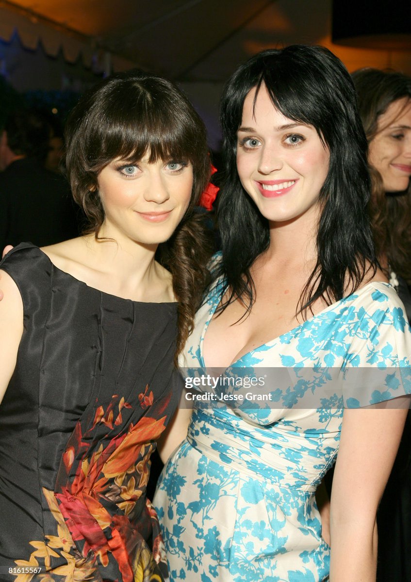 Factsaboutkp's tweet photo. this picture is from June 1, 2006.
20 years ago. https://t.co/FtJHb9hAf7