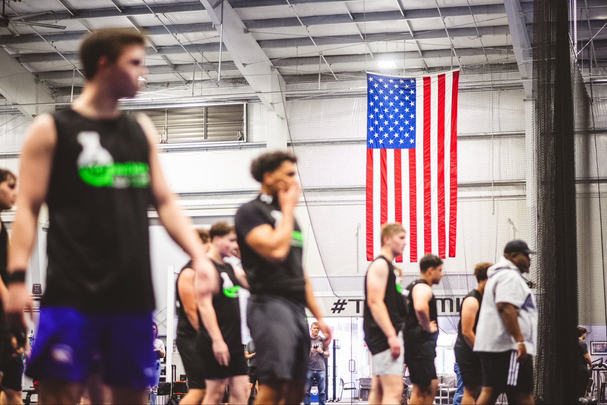 JRiase's tweet photo. Molding the next generation of Front 7 assassins.

Relentless effort. Violent hands. Elite mentality.

We’re not just training athletes — we’re building game changers.

#T3Performance #DLTraining #LBTraining #OhioFootball #NEOhioFootball #ClevelandFootball #NortheastOhio #DLTraining #LBTraining #FootballTraining
#AthleteDevelopment #T3Performance
#FridayNightLights