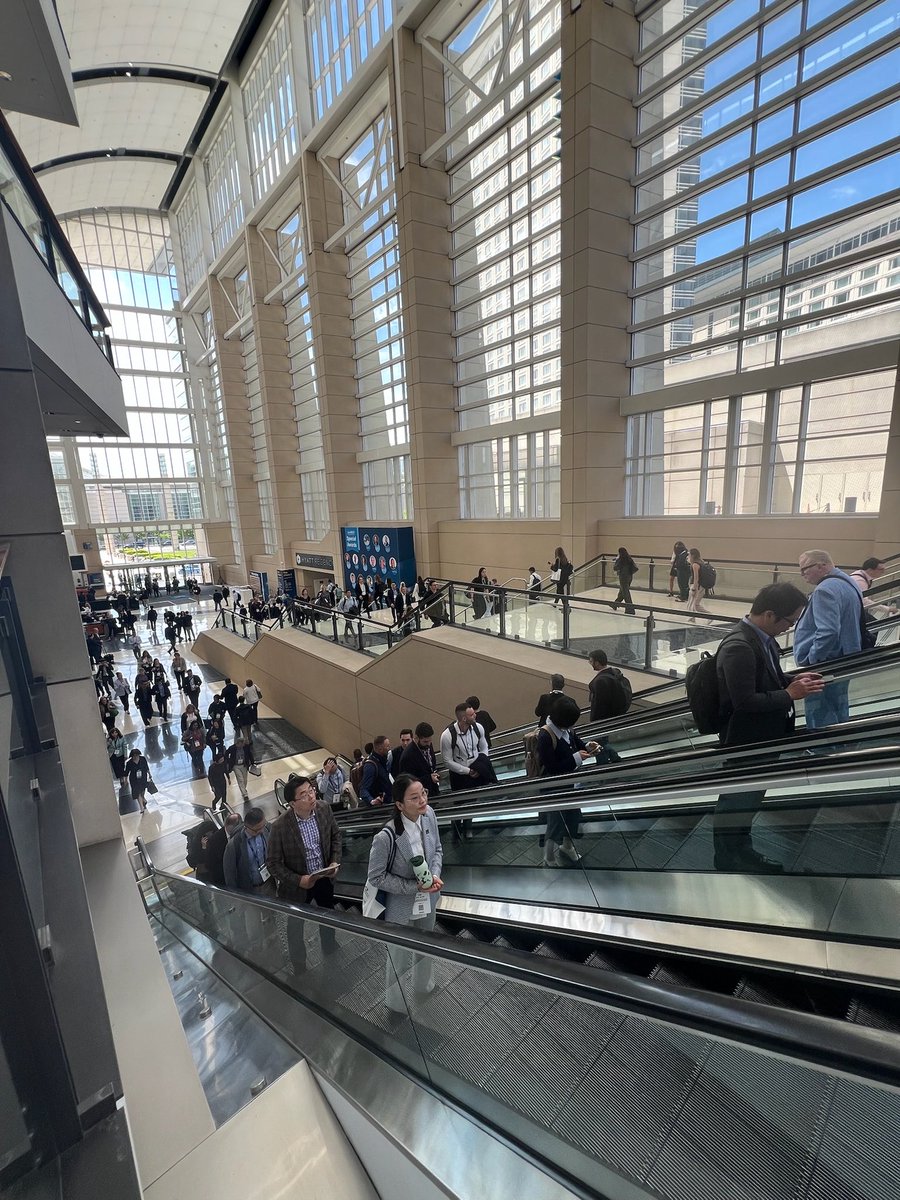 PinkEraserProj's tweet photo. We just came back from #ASCO26, one of the most important gatherings in oncology with over 40,000 oncology professionals worldwide to advocate, connect &amp; learn. We're feeling inspired, energized &amp; more committed than ever! 💗 Thank you, @ASCO! #BreastCancer  #PatientAdvocate https://t.co/tg0pbnR4mS