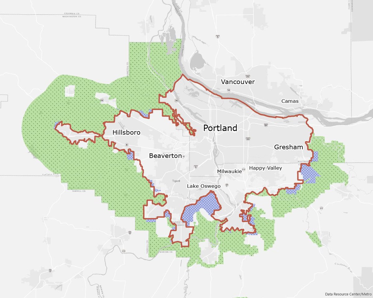 LillianBelle2's tweet photo. Oregon’s unique urban growth boundary system and its impact on the urban rural divide in the state are criminally underdiscussed. https://t.co/hDD8fUu5re