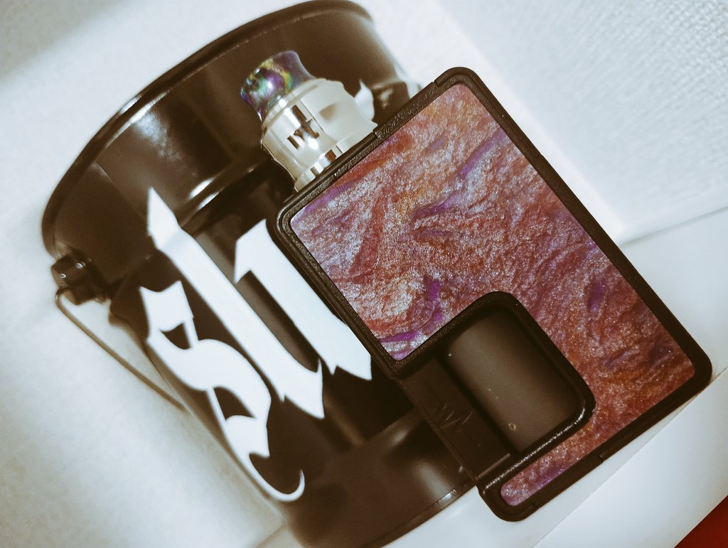 pikeyoushield's tweet photo. おはよーございます☀
今日も1日よろしくお願いします✨
#vape好きな人と繋がりたい https://t.co/Jrudbzu4Cc