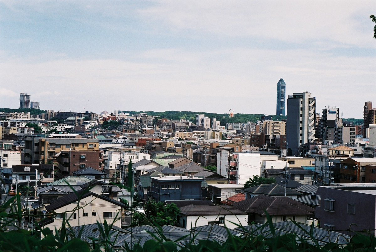 malca_flex's tweet photo. minolta  SR-1と５月の千種区散策  ６

minolta  SR-1
AUTO  ROKKOR-PF  1:1.4  f=58mm
FUJICOLOR100

八幡宮参拝後 https://t.co/XNC43pgL5W