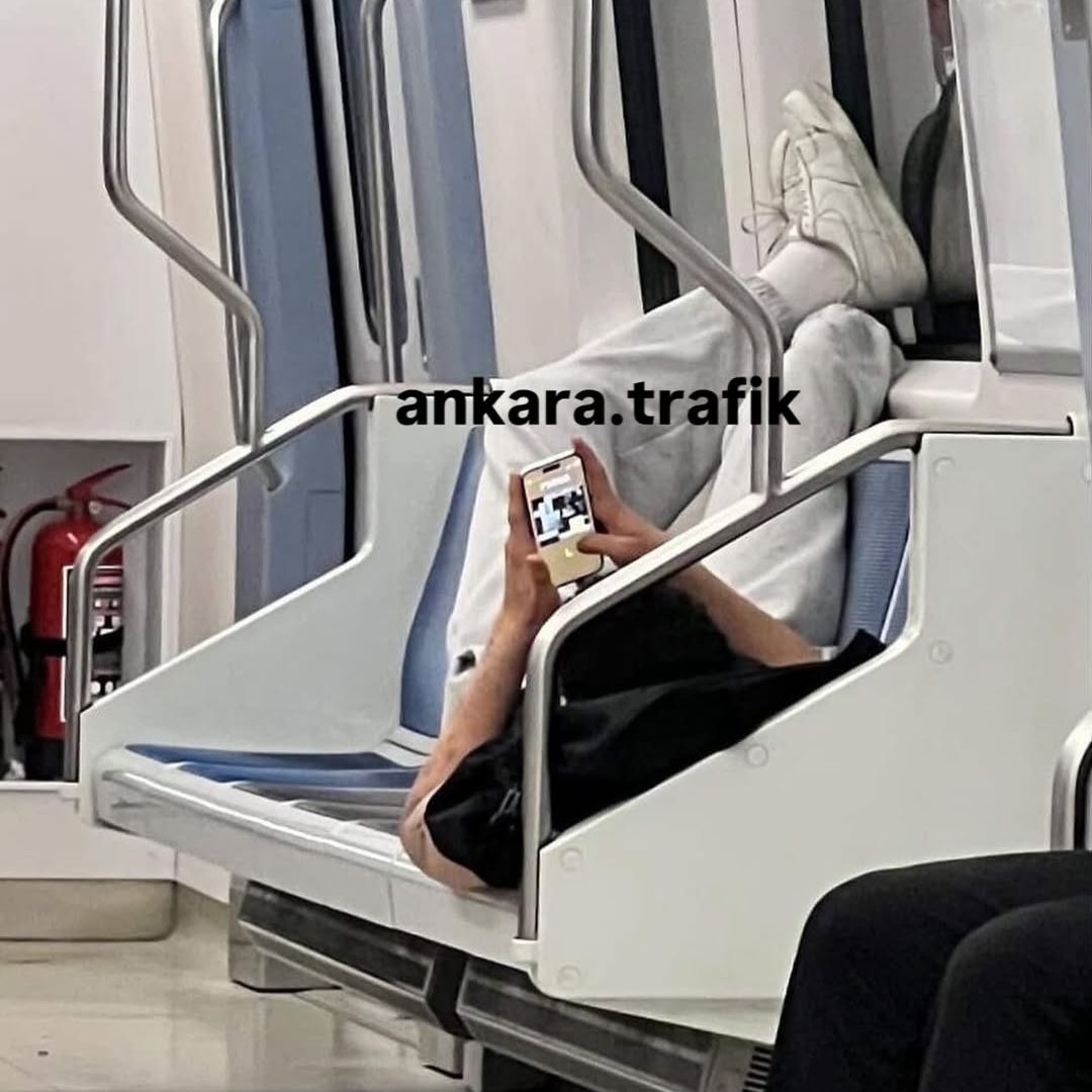 Boşuna Tıklama tweet media