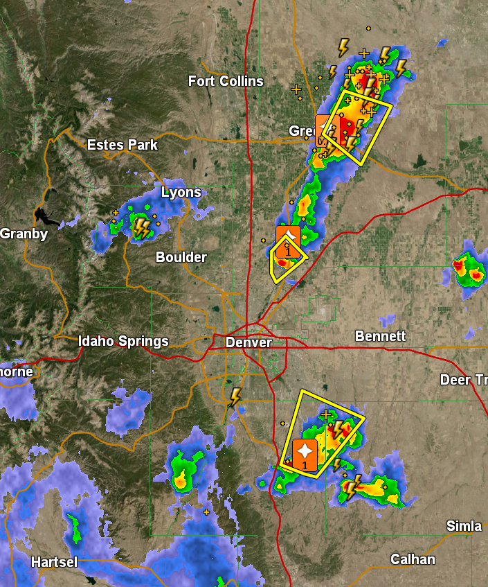 HailTrace's tweet photo. Storms all around Denver, but nothing has hit the metro... yet! https://t.co/jg4EoOpm1s