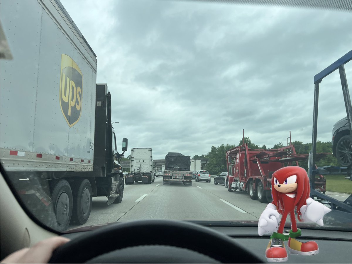 FreshFindsPod's tweet photo. Knuckles on the dashboard or whatever that @afloatbandnj song is about https://t.co/Gq1o4bOZ17