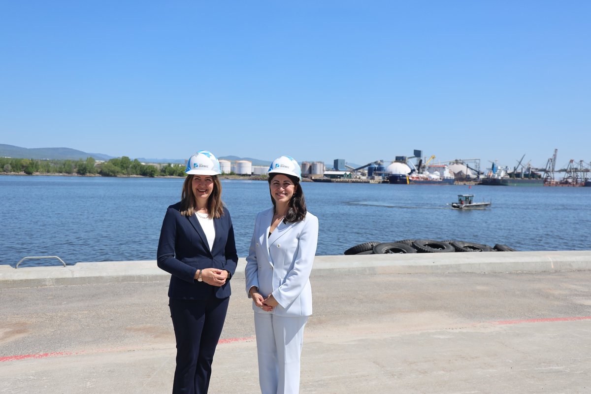 ABDanielleSmith's tweet photo. It’s been a great start to our day in Quebec City.

First, it was an honour to be welcomed by Nathalie Roy @NathalieRoyPres, Présidente de l’Assemblée nationale, and to see the Alberta flag flying atop the National Assembly for our official arrival in Quebec.

We then met with Groupe Ocean @Groupe_Ocean for a tour of its facilities, where Alberta products are shipped to markets around the world, followed by a tour of operations at the Port of Québec with CEO Olga Farman.

Thank you as well to the Montreal Council on Foreign Relations @corim_mcfrand the Fédération des chambres de commerce du Québec @FCCQ for hosting a keynote address and fireside chat. It was a pleasure to speak with dozens of business leaders in Quebec City about how Alberta and Quebec can work together to support business, create jobs, and grow our economies.

I call it a Qué-Berta economic alliance!