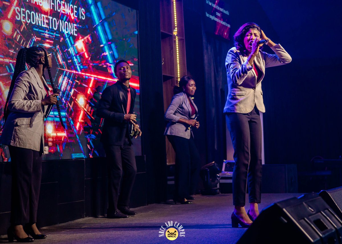 newrealitycc's tweet photo. Iwo l'Oba awon oba 
Eledumare o🙌

#church #midweekservice  #nrccglobal #apjsays #newrealitychristiancentre https://t.co/gO1HJxBofE