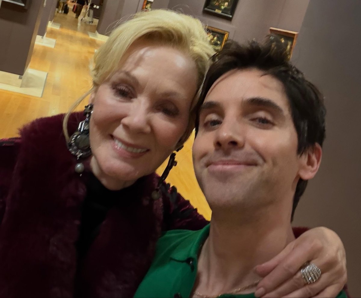 sunflowroceans's tweet photo. Missing them so incredibly much. https://t.co/v4zSwlPW4t