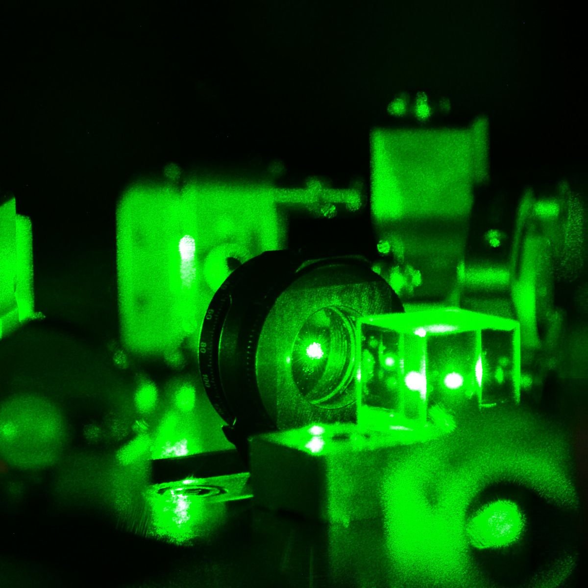 mattocko's tweet photo. Massive step closer to fault tolerant #quantum computing by @DCVC-backed @Atom_Computing—a world first on a neutral atom system at this scale.

This proof, on commercially viable Atom systems capable of over 1000 qubits (with a clear, near-term roadmap to orders of magnitude more), shipping and running today, was one of the many breakthroughs that compelled the Commerce Department to support Atom Computing with $100 million. 

Link to Quantum Insider coverage in 🧵 @QuantumDaily @CommerceGov