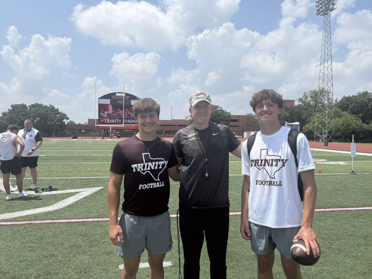 wc_swint's tweet photo. Had a great time at the Trinity football camp. Thank you to all of my coaches and I can’t wait to come back next year.
@RTexada @gsmitty02 @CoachKA903 @FlightSkillz @GPowersScout @JerhemeUrban83 @CoachPurk @CoachMcGuire_ @Coach_Kukesh @rex_rover @CoachBhakta @coachDjackson1 https://t.co/k57b4zOQ0b