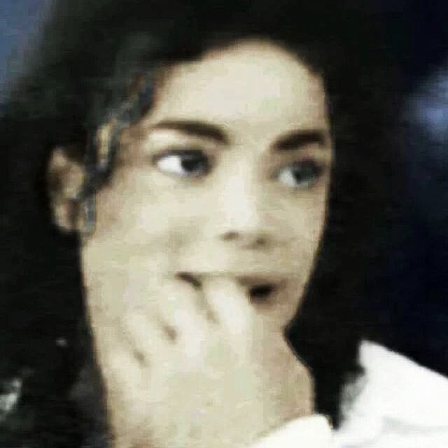 niclovsie's tweet photo. he was made of 80% eyes and sparkles ✨ #mjtwt https://t.co/nGNFCiq6wc