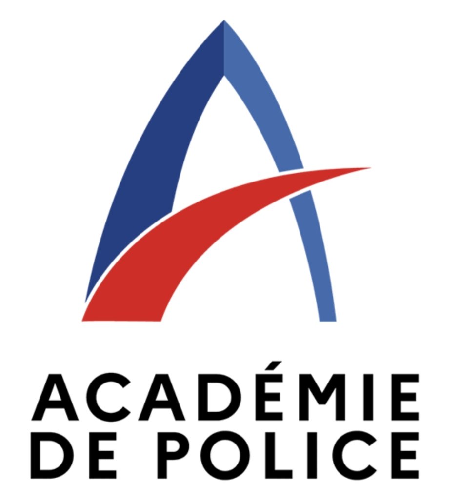 StephaneGalipi1's tweet photo. 🤝 Échanges constructifs aujourd'hui avec Mme Valérie Minne, Directrice de l’Académie de Police. Au nom de la délégation CFTC Police et de nos adhérents, merci pour l'écoute sur nos dossiers prioritaires : conditions de travail, carrières et dialogue social. Mobilisés ! 👮‍♂️🇫🇷 https://t.co/z0MPK90TaS