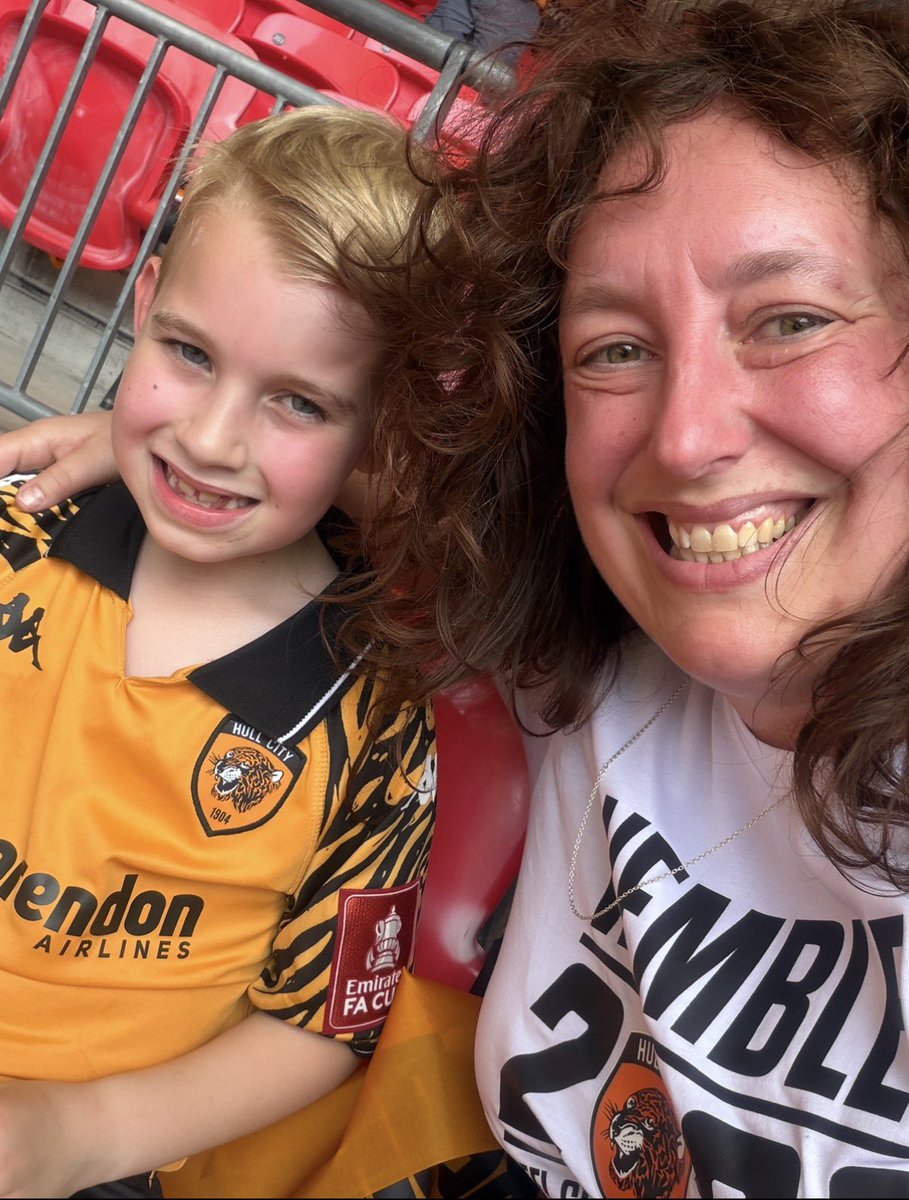 OneSmallStripe's tweet photo. They’ll never take our memories boy 💙🧡, One of the best days of my life 🧡🏟️. #hcafc https://t.co/ORZfU9aabb