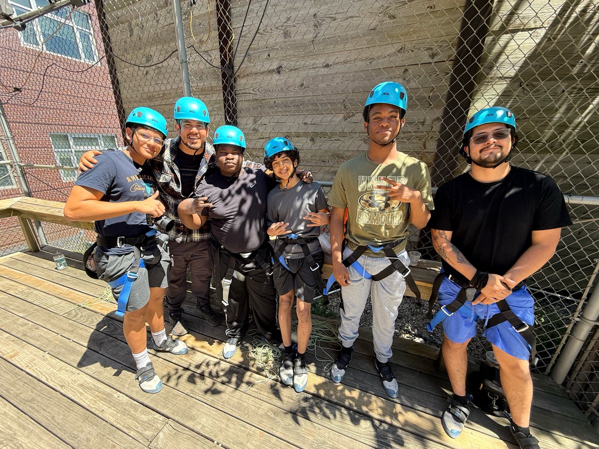 NYCOutwardBound's tweet photo. What a gorgeous day for a climb! 😎 Thrilled to host students from International HS at Prospect Heights on our building’s climbing wall for some challenge &amp; teamwork. #AdventurousLearning https://t.co/14ZXuMv9Hf