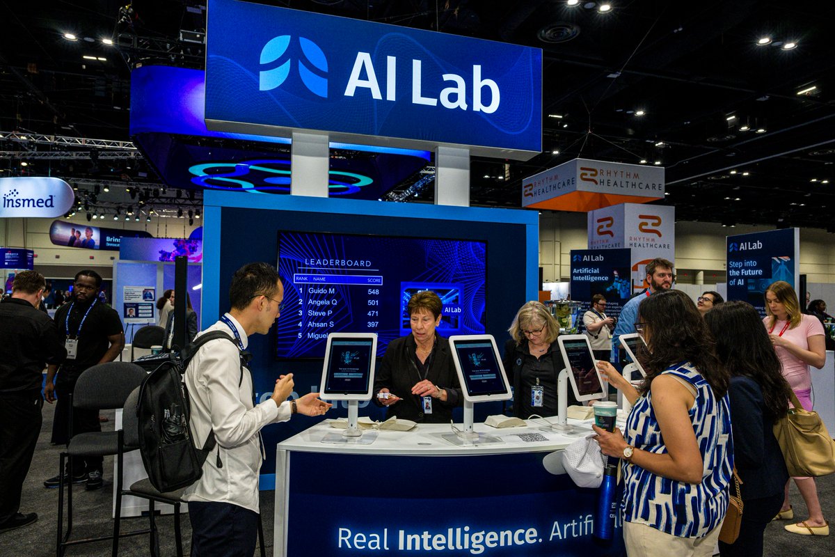 atscommunity's tweet photo. Day 3 of our #ATS2026 retrospective! There were a ton of amazing events, including the Diversity Forum, the opening of the exhibit hall and the ATS AI Lab, and important talks on a variety of lung disease-related subjects. https://t.co/R7qEr1y58m