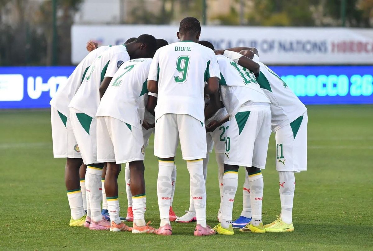 Vampire_dione's tweet photo. En 5 matchs,j’ai tout donné pour le maillot et je suis heureux d’avoir marqué 2 buts pour aider mon pays.Merci à mes coéquipiers, au staff, à ma famille et à tout le peuple sénégalais pour son soutien indéfectible. Ce trophée appartient à toute la nation. Vive le Sénégal ! » 🇸🇳🏆 https://t.co/Pneu7pU4Q7
