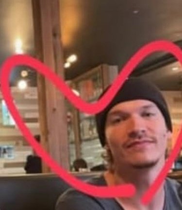 MVMNerd's tweet photo. Hudson you did this again after sending us all to jail for one month, please bfr https://t.co/jfCu6kF9CE