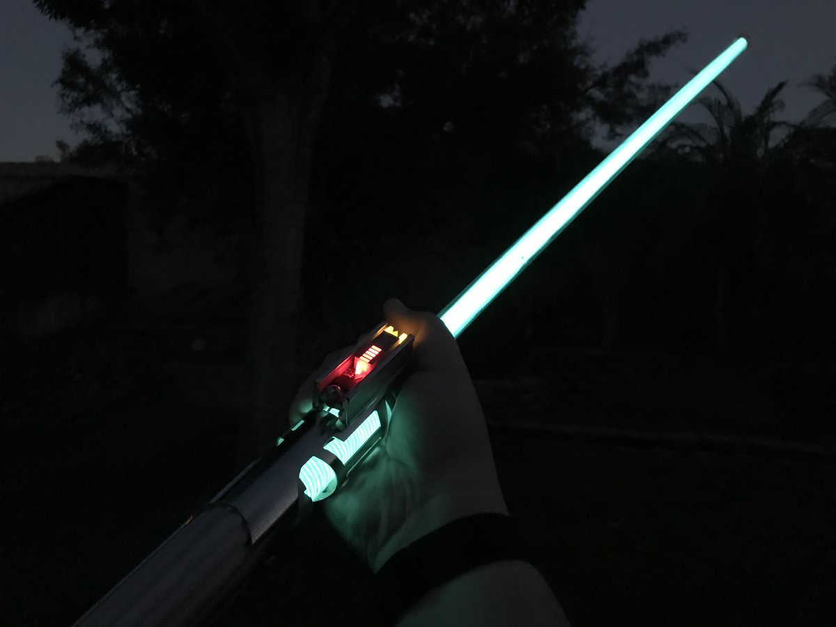 comtar's tweet photo. @jtimsuggs This was my favorite lightsaber. The Parks Sabers from the late 90s. Used Indiglo technology. I just always found the design and the way it lit up so awesome, even compared to most the others sold nowadays by third party makers. And the grip just feels like solid steel. https://t.co/xPxrOKXVVB