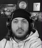CaptnCroco's tweet photo. @ChainsSoul Joblife est tombé sur le groupe de la mort https://t.co/BZ2Ic2oFHQ
