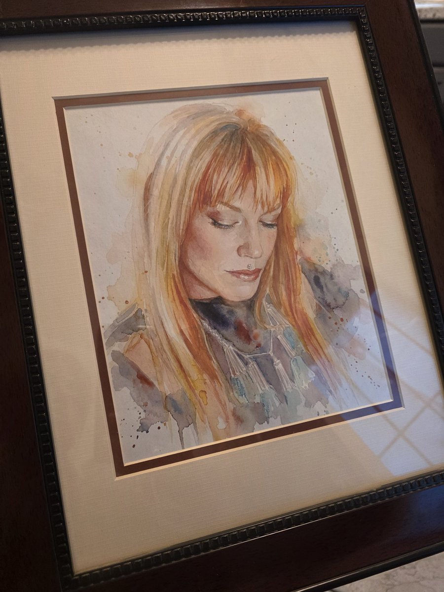 StaticKittyKat's tweet photo. My client who hired me to model snuck this by the dogs and left it by my back door ❤️ https://t.co/9wsXmDmT62
