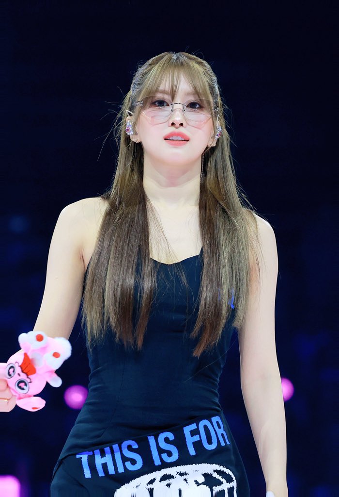 twi2onc's tweet photo. 260531 #MOMO #모모 #モモ THIS IS FOR IN AMSTERDAM

#TWICE #트와이스 #THISISFOR
#TWICE_THISISFOR_WORLD_TOUR
#TWICE_THISISFOR_WORLD_TOUR_IN_AMSTERDAM #THISISFOR_AMSTERDAM https://t.co/xac95l6BAi