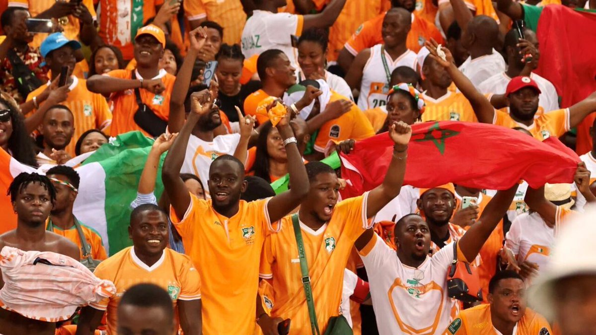 RFIsports's tweet photo. Football : la Côte d'Ivoire défie la France, match de prestige avant le Mondial https://t.co/xVUhqGmUxE https://t.co/LGpu4d2WiI