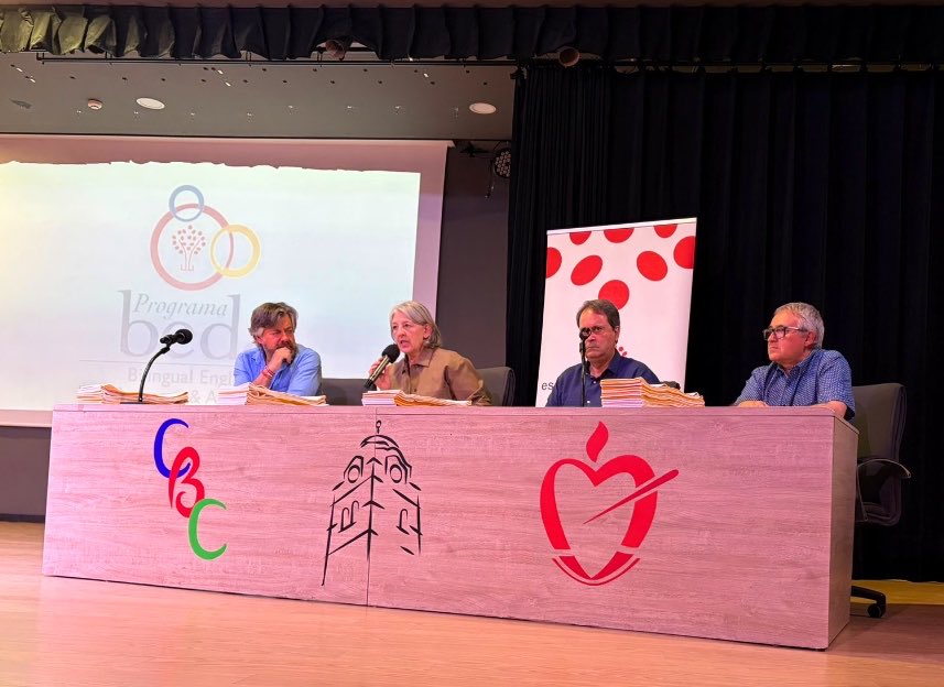 ecatolicmadrid's tweet photo. Enhorabuena a los @BEDA_Assistants del programa @BEDAspain  de Escuelas Católicas de Madrid, todos ellos alumnos de postgrado de la @UCOMILLAS que realizan sus prácticas académicas en centros educativos bilingües. https://t.co/SHtFzlfRfi