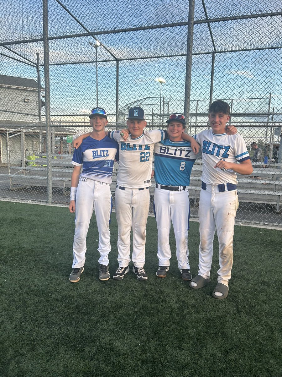 kamschmidt21's tweet photo. First 15U travel tournament of 2026 and went 4-0 and won gold championship

Went 4 for 10 on the weekend with several runs scored and lots of RBIs https://t.co/b64Iw1KdoM