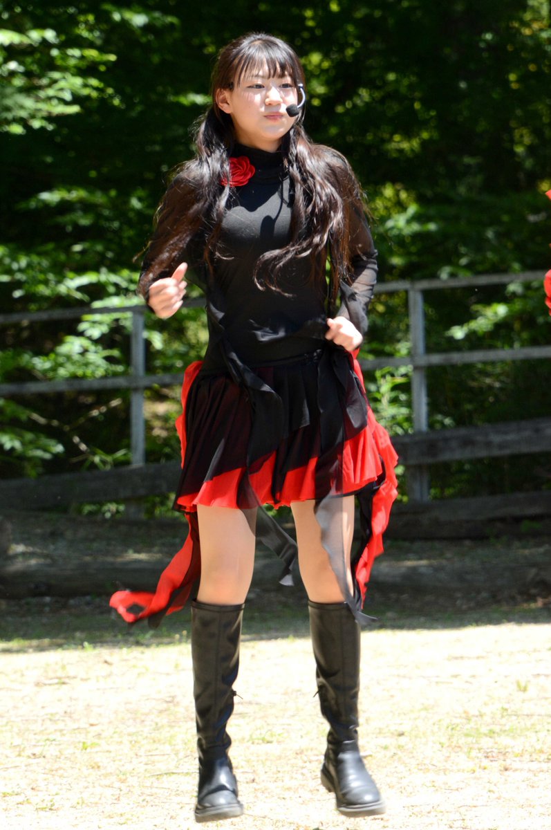 WkV7XTMxf4WJUIM's tweet photo. 5/31(日)那須町にあるフィランドの森で
行われた、~アイドル モルック大会~での
Ultra Addict(ウルトラアディクト)
のNonさんのライブ写真です。-2/4。
#UltraAddict
#ウルアディ https://t.co/L9k0TjRWiM