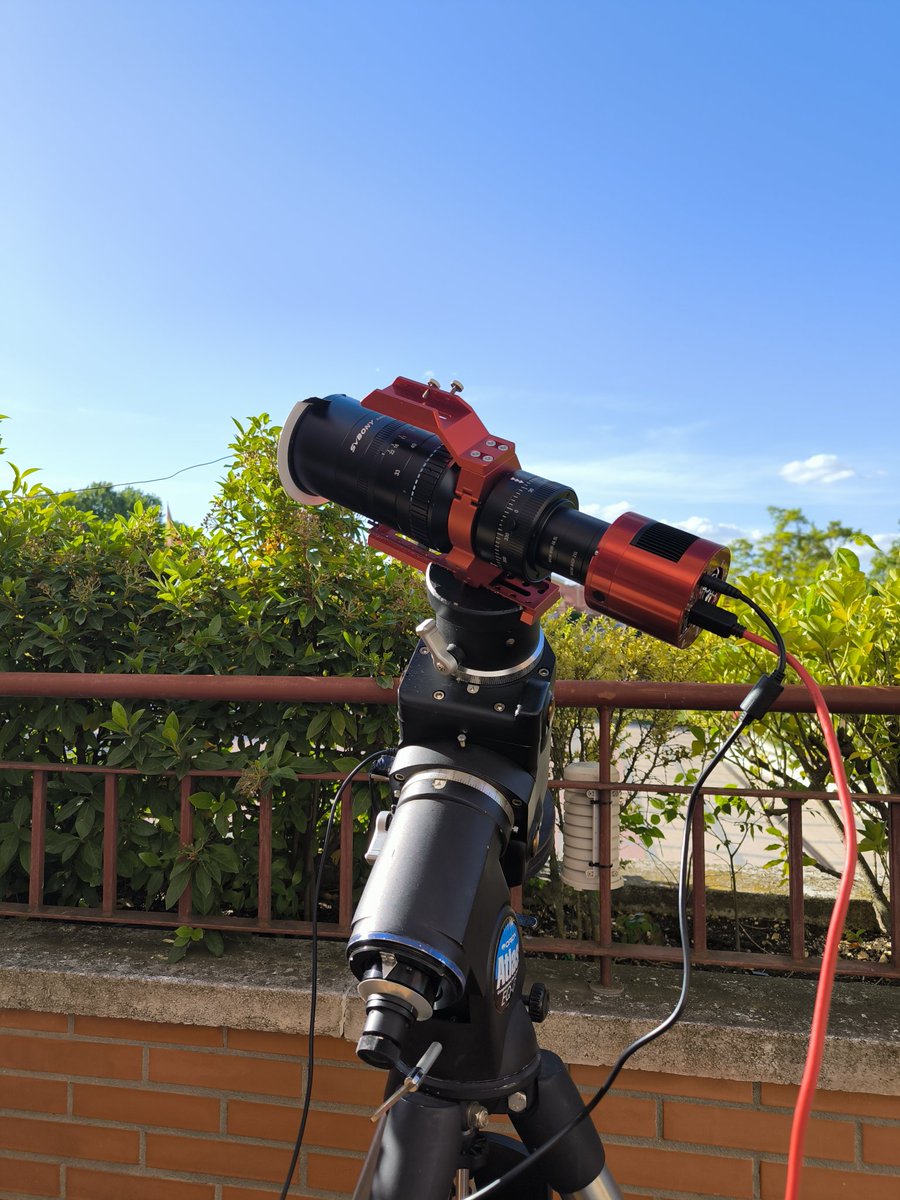 dcardenosa's tweet photo. Probando el sv555 con el sol. Pese a la poca focal y apertura que tiene da un resultado sorprendentemente bueno. https://t.co/xBLGeXtZJF