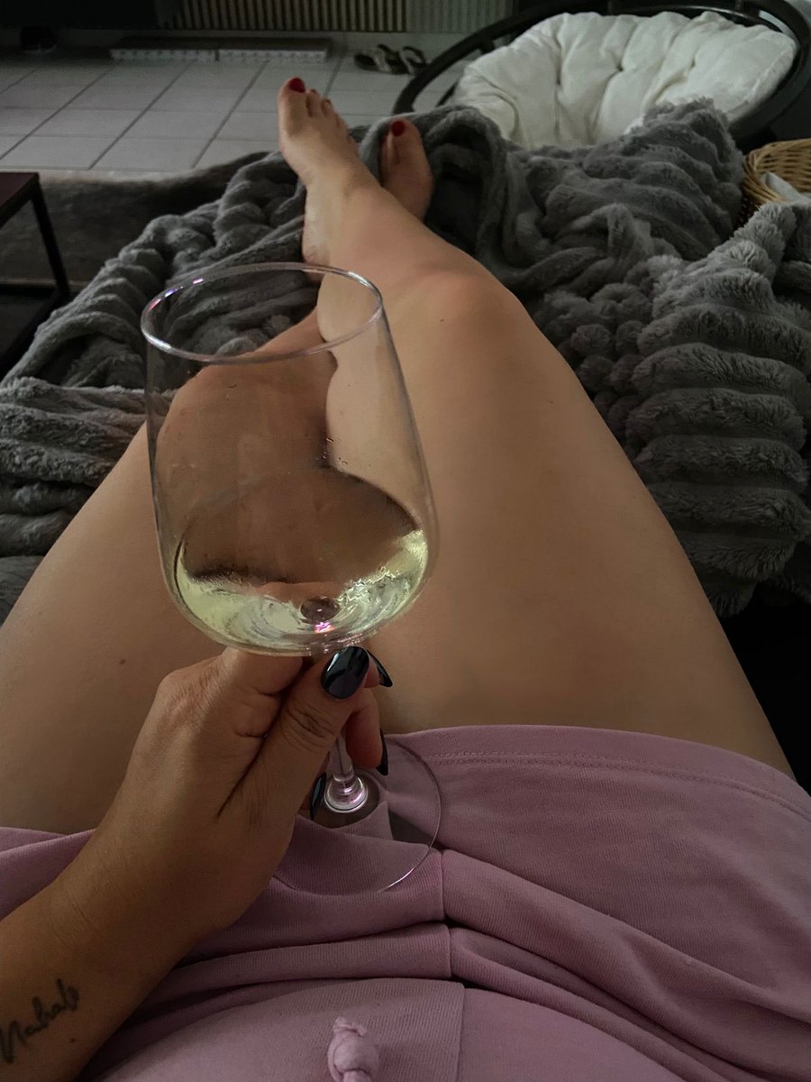 Queen Sam tweet media