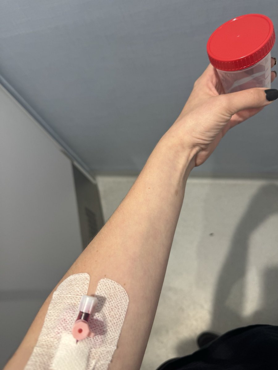 hereformyidols9's tweet photo. Przez wydatki związane z toczniem nie starcza mi na wszytsko z jeden wypłaty.Przez chorobę nie mogę fizycznie iść do 2 pracy. Proszę zajrzyjcie na vinted: https://t.co/47n7b0yq6z  potrzebuje uzbierać pare zł na dodatkowe fizjo itp lub proszę o pomoc rt : https://t.co/S2xVl34fOF https://t.co/AFBmCaSirg
