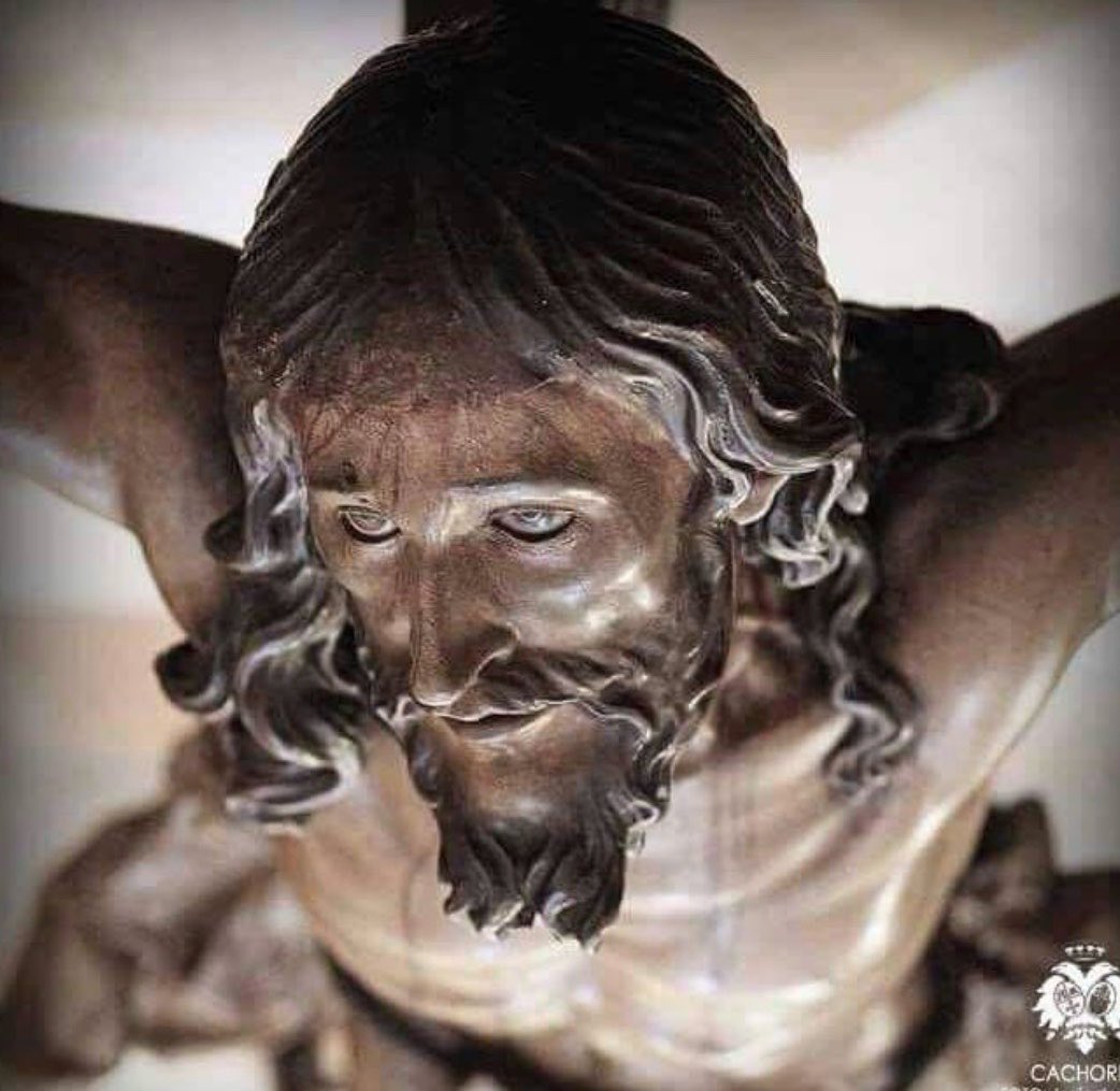 inigougalde's tweet photo. #Cristo es el máximo don que podía darnos el cielo … y nos lo dio! https://t.co/2NcwUo61eA