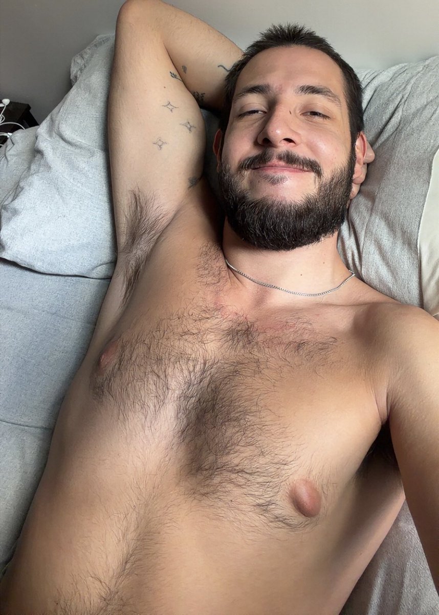 emilarawdx's tweet photo. Have a great day everybody 😁 one like = one sniff 😌 https://t.co/kl2yWcuJ5F