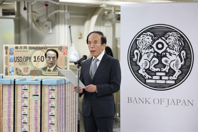SSidespin's tweet photo. @RealJohnGaltFla The latest Yen bills are kind of a giveaway where the yentervention level is, aren't they? https://t.co/9WZryXLZ0h