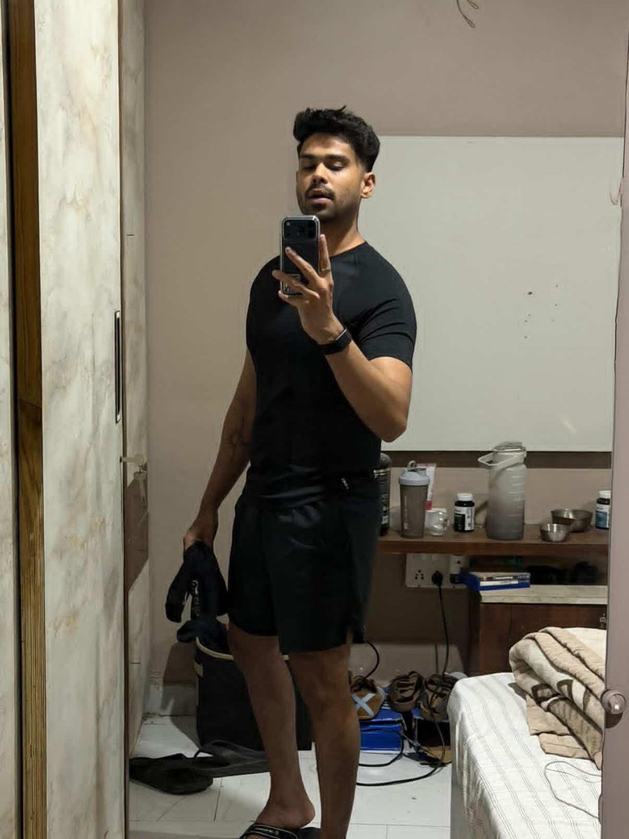 Devu_98's tweet photo. Night Runs are now a thing in my hometown. https://t.co/Qi2lEyunV6